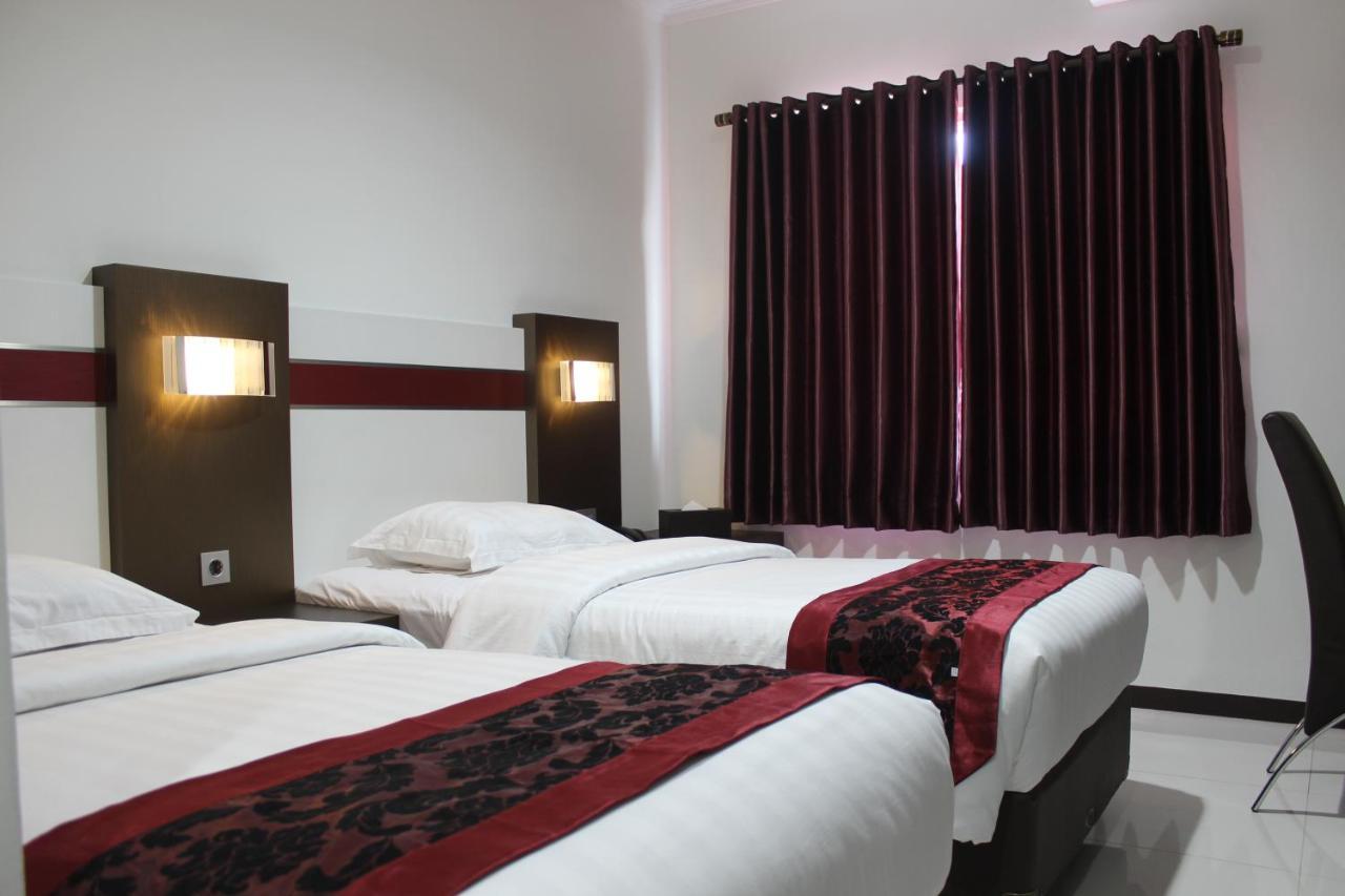 Idea'S Hotel Jalan Ibrahim Aji バンドゥン エクステリア 写真