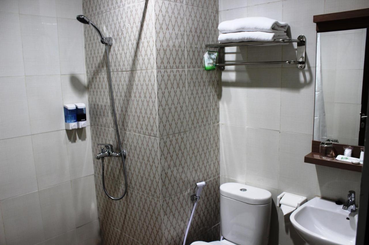 Idea'S Hotel Jalan Ibrahim Aji バンドゥン エクステリア 写真
