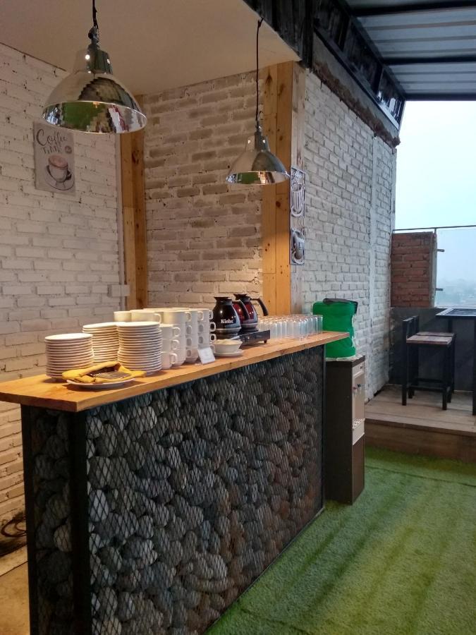 Idea'S Hotel Jalan Ibrahim Aji バンドゥン エクステリア 写真